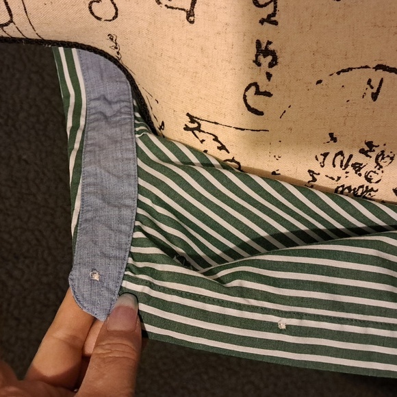 RALPH LAUREN/ CHAPS STRIPED BUTTON DOWN SHIRT - Picture 6 of 6